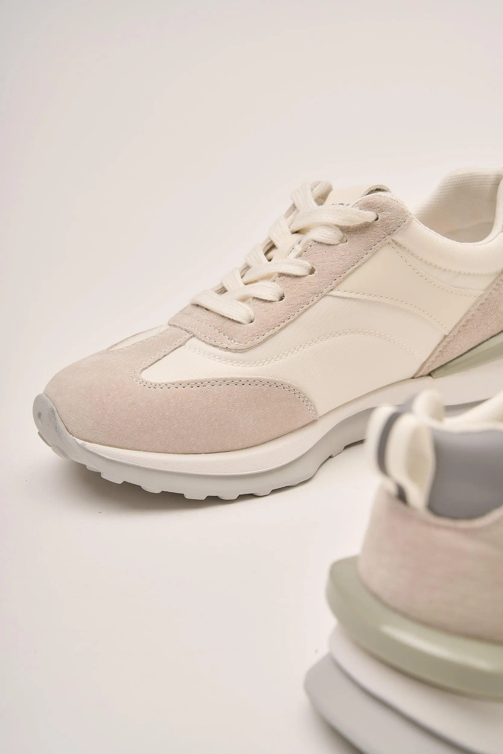 Serena Beige