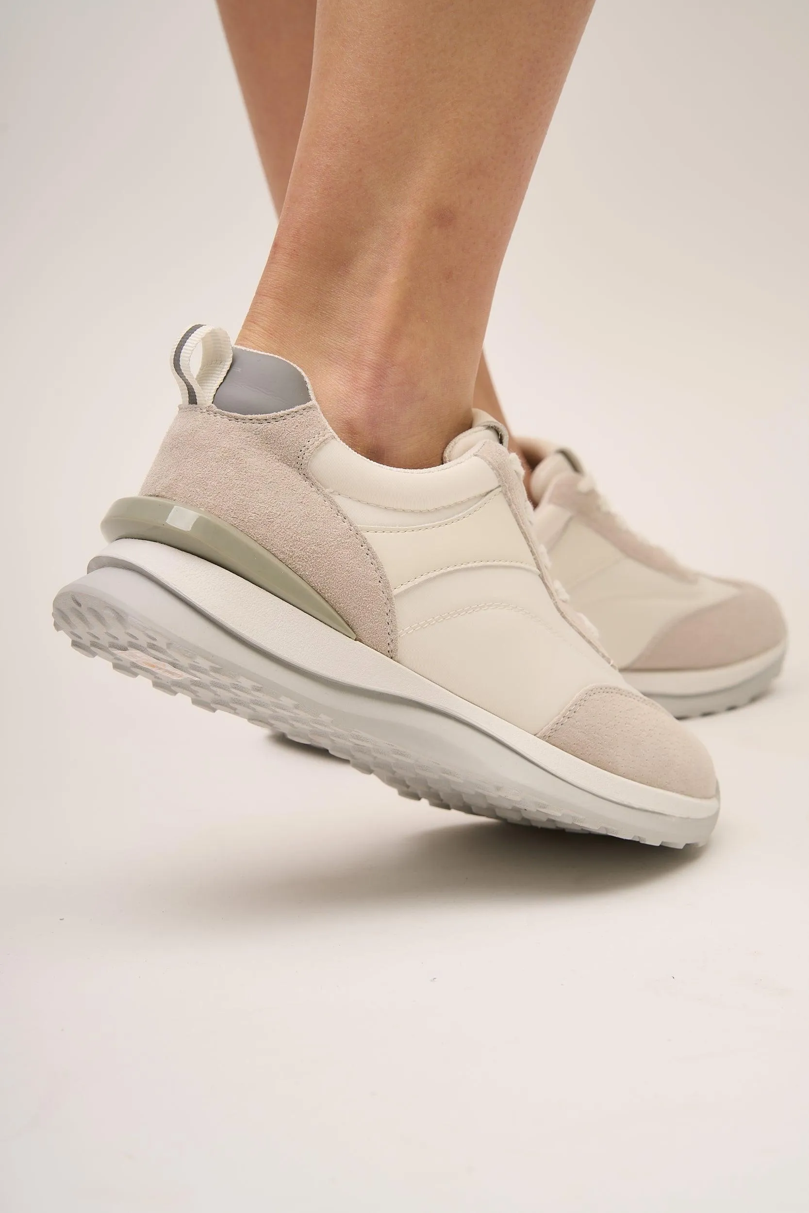 Serena Beige